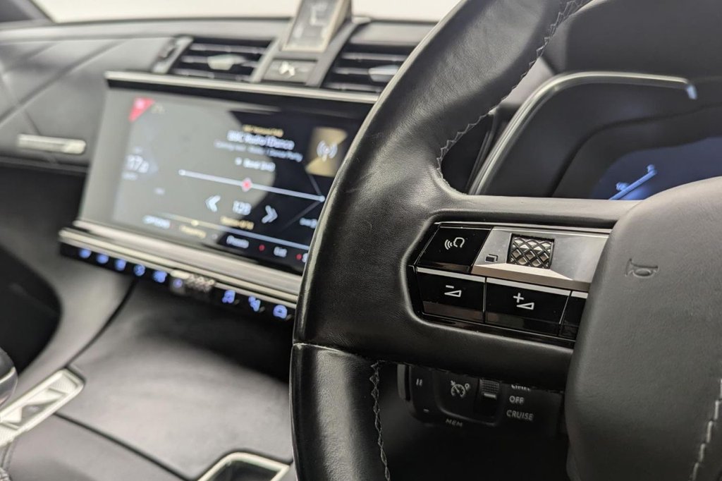 USED 2019 69 DS AUTOMOBILES DS 7 CROSSBACK 1.2 PureTech Prestige Crossback 5dr Petrol Manual Euro 6 (s/s) (130 ps) Sat Nav, Full Leather, Climate