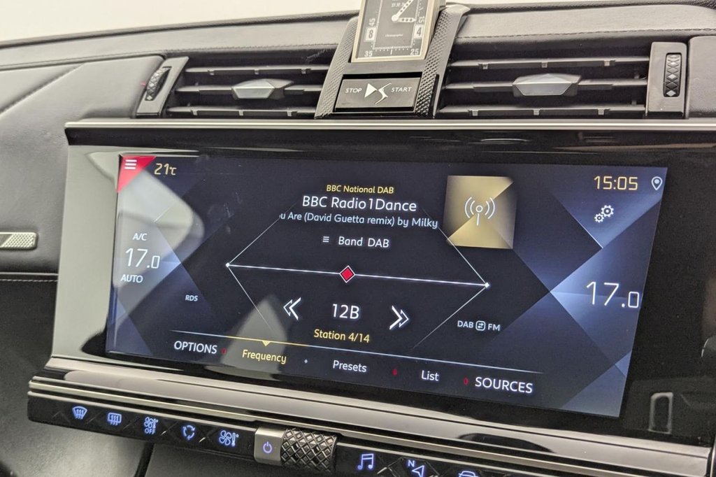 USED 2019 69 DS AUTOMOBILES DS 7 CROSSBACK 1.2 PureTech Prestige Crossback 5dr Petrol Manual Euro 6 (s/s) (130 ps) Sat Nav, Full Leather, Climate
