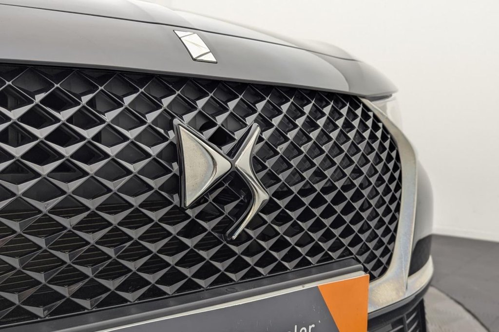 USED 2019 69 DS AUTOMOBILES DS 7 CROSSBACK 1.2 PureTech Prestige Crossback 5dr Petrol Manual Euro 6 (s/s) (130 ps) Sat Nav, Full Leather, Climate