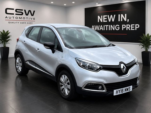 View our RENAULT CAPTUR
