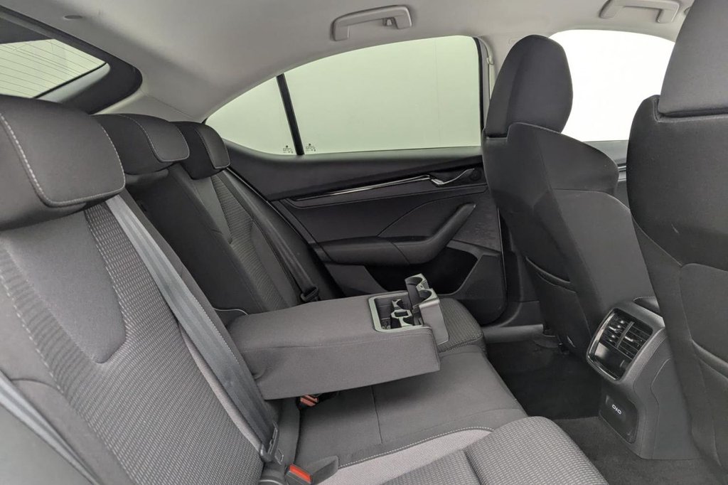 USED 2020 70 SKODA OCTAVIA 1.5 TSI ACT SE Technology Hatchback 5dr Petrol Manual Euro 6 (s/s) (150 ps) Car Play, Sat Nav, Cruise