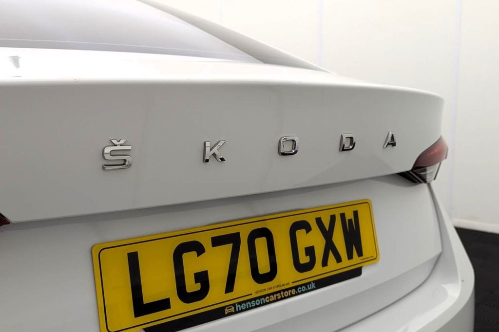 USED 2020 70 SKODA OCTAVIA 1.5 TSI ACT SE Technology Hatchback 5dr Petrol Manual Euro 6 (s/s) (150 ps) Car Play, Sat Nav, Cruise