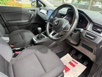 USED 2020 20 RENAULT CAPTUR 1.5 Blue dCi Iconic SUV Diesel Manual  