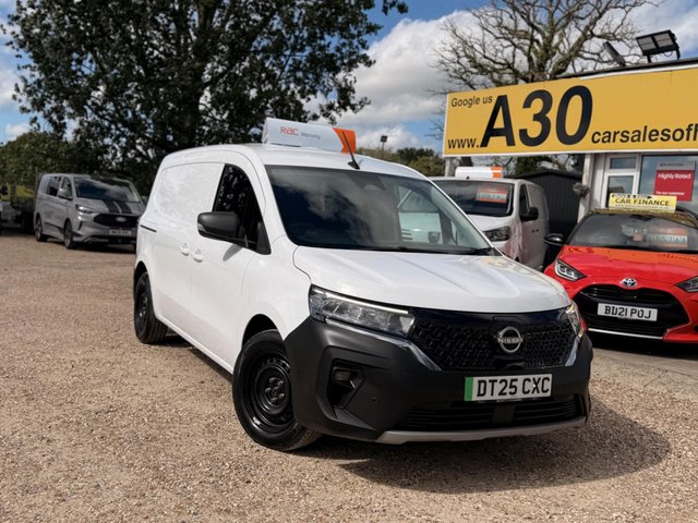 View our NISSAN TOWNSTAR