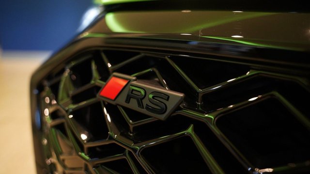 View our AUDI RS3
