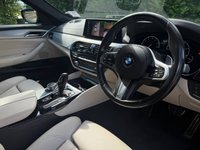 USED 2020 69 BMW 5 SERIES 2.0 520d M Sport Touring 5dr Diesel Auto Euro 6 (s/s) (190 ps) 