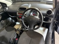 USED 2011 11 PEUGEOT 107 1.0 12V Urban Hatchback 5dr Petrol Manual Euro 5 (68 ps) 
