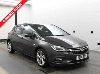 2016 VAUXHALL ASTRA 1.6 CDTi BlueInjection SRi Hatchback 5dr Diesel Auto Euro 6 (136 ps) &pound;7650.00