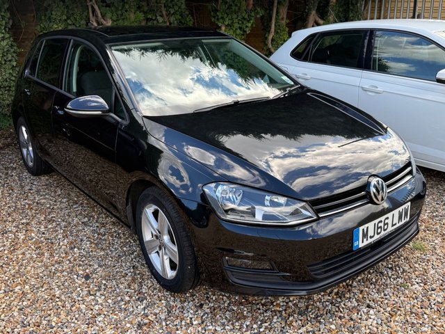 View our VOLKSWAGEN GOLF
