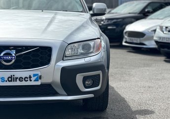 View our VOLVO XC70