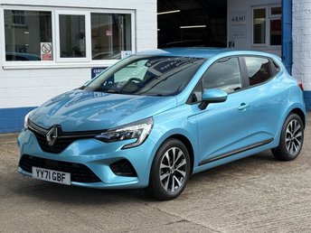 2021 RENAULT CLIO 1.0 TCe Iconic Hatchback 5dr Petrol Manual Euro 6 (s/s) (90 ps) &pound;11295.00