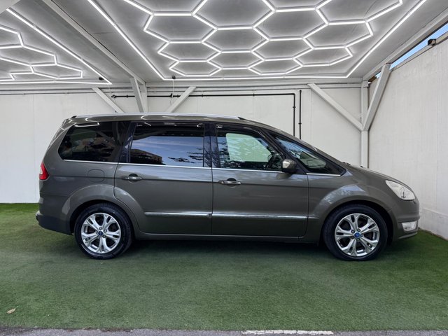 View our FORD GALAXY