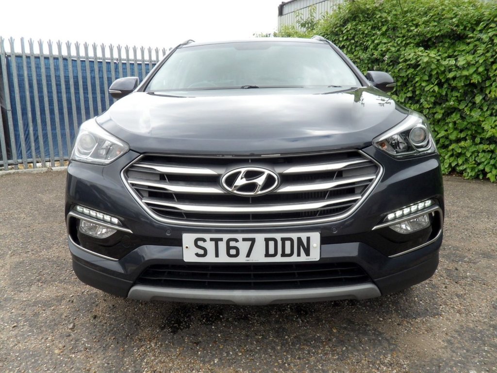 USED 2017 67 HYUNDAI SANTA FE 2.2 CRDi Blue Drive Premium SUV 5dr Diesel Manual 4WD Euro 6 (s/s) (200 ps) HeatedLeather Timing Chain Replaced