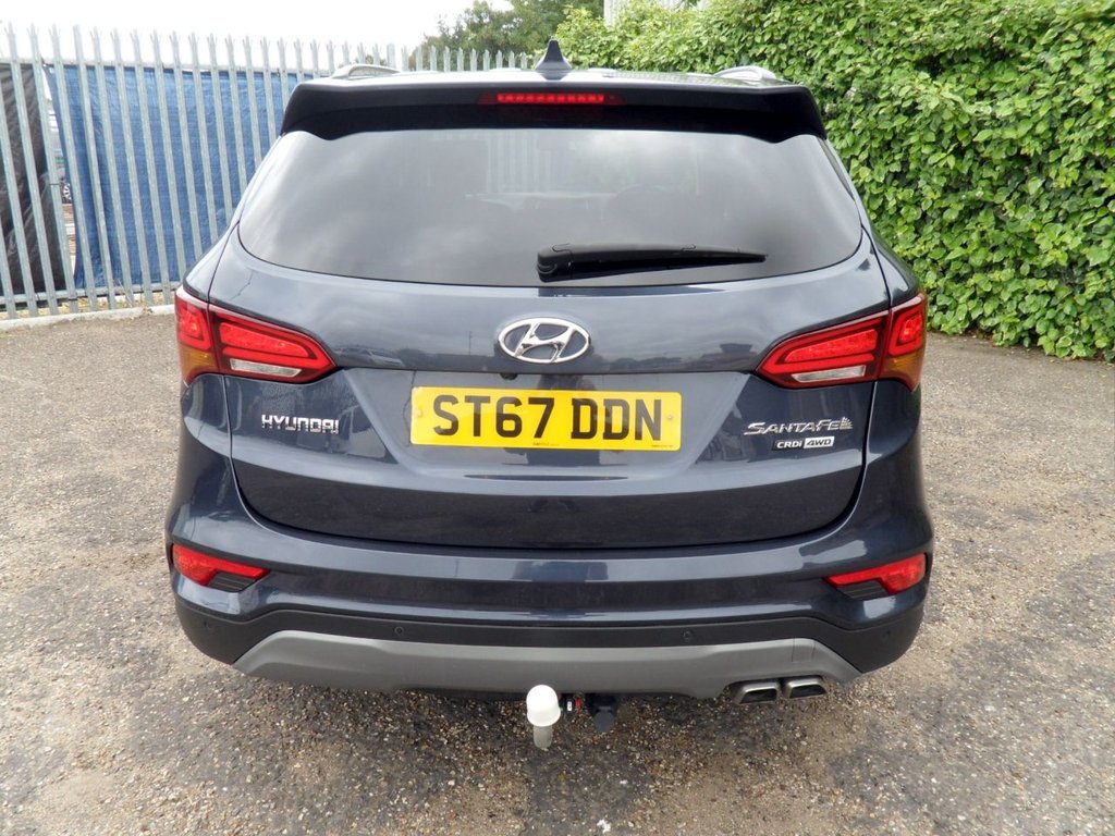 USED 2017 67 HYUNDAI SANTA FE 2.2 CRDi Blue Drive Premium SUV 5dr Diesel Manual 4WD Euro 6 (s/s) (200 ps) HeatedLeather Timing Chain Replaced