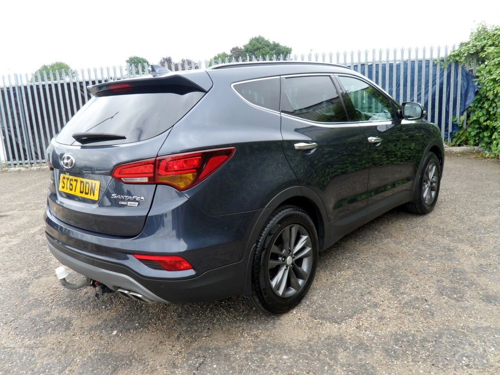 USED 2017 67 HYUNDAI SANTA FE 2.2 CRDi Blue Drive Premium SUV 5dr Diesel Manual 4WD Euro 6 (s/s) (200 ps) HeatedLeather Timing Chain Replaced