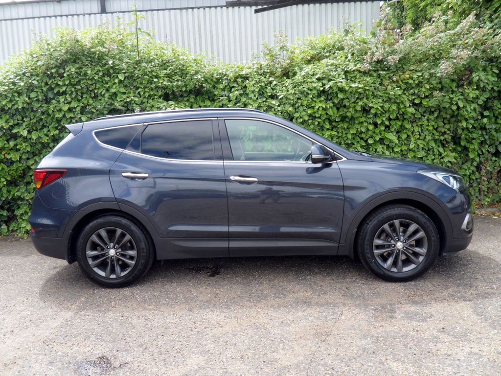 USED 2017 67 HYUNDAI SANTA FE 2.2 CRDi Blue Drive Premium SUV 5dr Diesel Manual 4WD Euro 6 (s/s) (200 ps) HeatedLeather Timing Chain Replaced