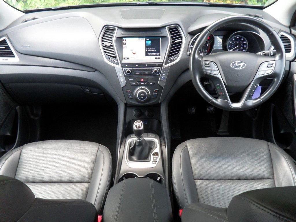 USED 2017 67 HYUNDAI SANTA FE 2.2 CRDi Blue Drive Premium SUV 5dr Diesel Manual 4WD Euro 6 (s/s) (200 ps) HeatedLeather Timing Chain Replaced