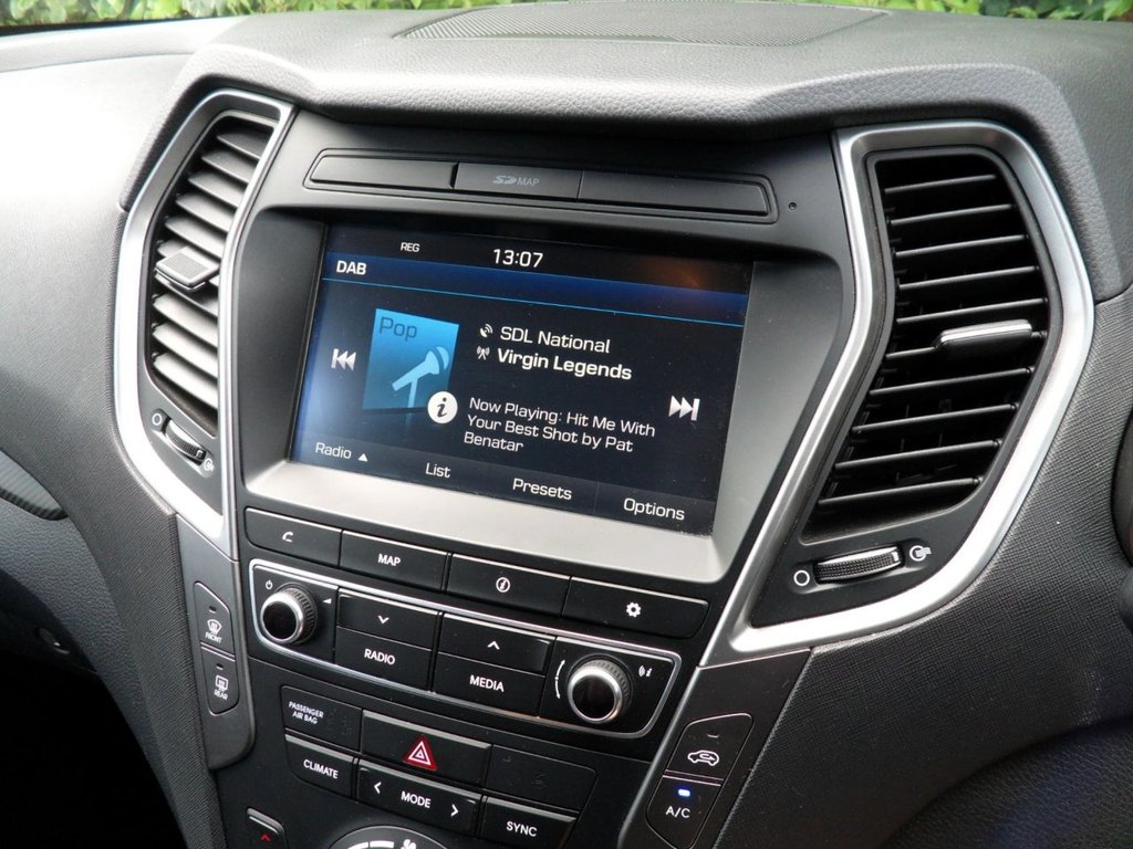 USED 2017 67 HYUNDAI SANTA FE 2.2 CRDi Blue Drive Premium SUV 5dr Diesel Manual 4WD Euro 6 (s/s) (200 ps) HeatedLeather Timing Chain Replaced