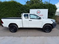 USED 2020 20 TOYOTA HILUX 2.4 D-4D Active Pickup Extended Cab 4dr Diesel Manual 4WD Euro 6 (3.5t) (150 ps) 