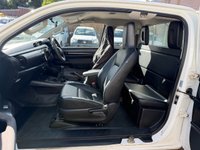 USED 2020 20 TOYOTA HILUX 2.4 D-4D Active Pickup Extended Cab 4dr Diesel Manual 4WD Euro 6 (3.5t) (150 ps) 