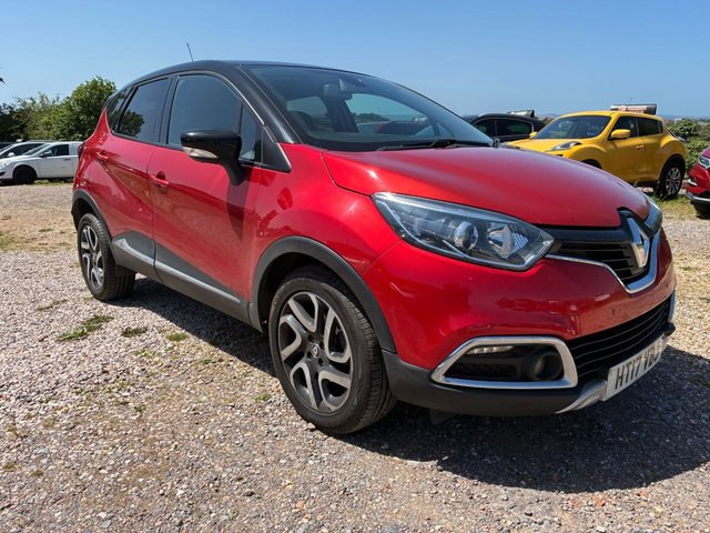 View our RENAULT CAPTUR