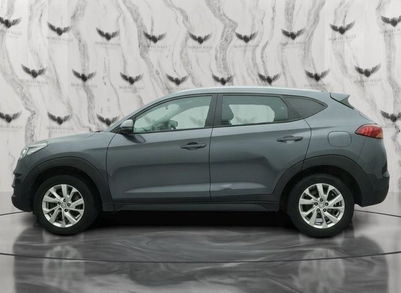 2019 Hyundai Tucson in grey — photo 8 of 14