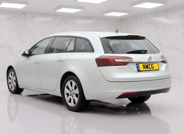 View our VAUXHALL INSIGNIA