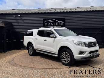 2016 NISSAN NAVARA