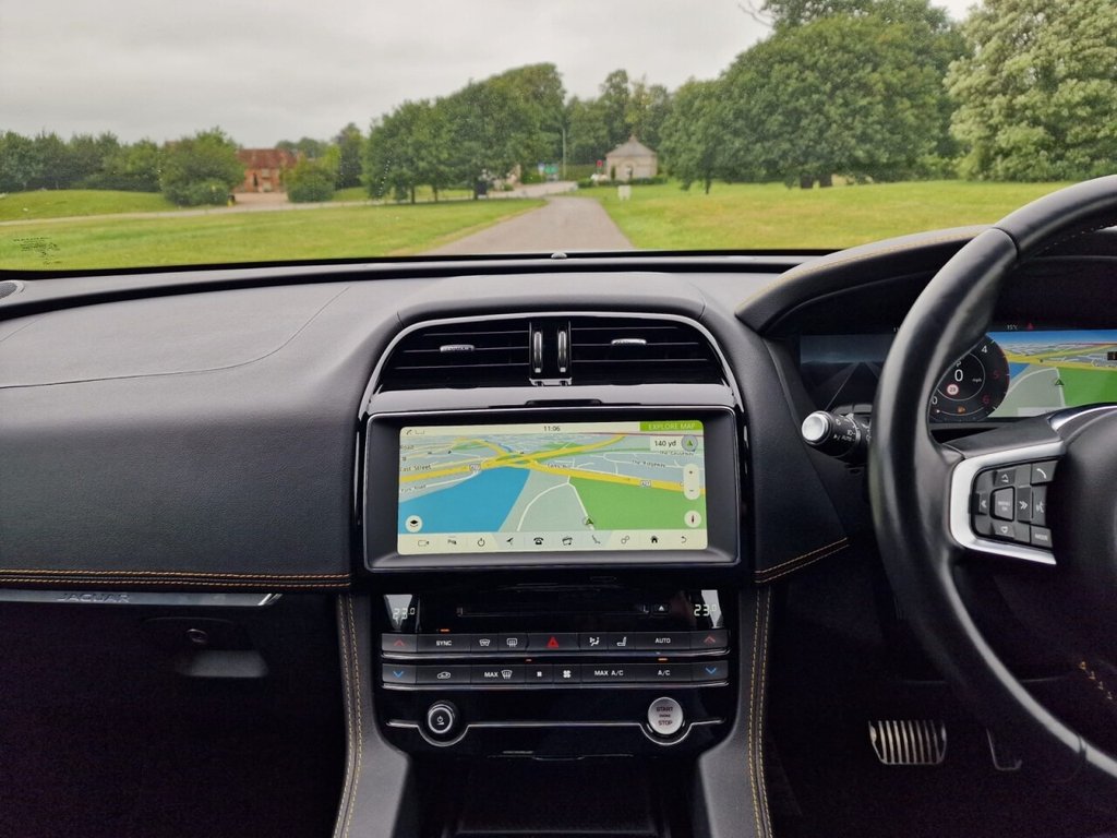 USED 2019 69 JAGUAR F-PACE 3.0 D300 V6 300 Sport SUV 5dr Diesel Auto AWD Euro 6 (s/s) (300 ps) FINANCE AVAILABLE