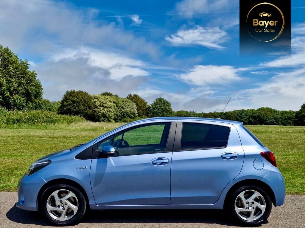 USED 2016 66 TOYOTA YARIS 1.5 VVT-h Icon Hatchback 5dr Petrol Hybrid E-CVT Euro 6 (101 ps) FINANCE AVAILABLE