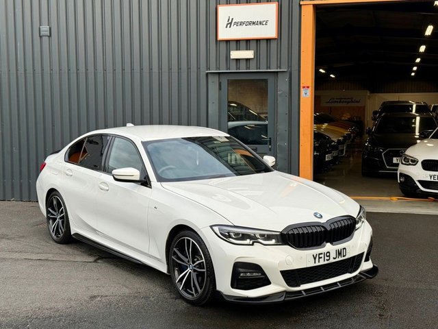 View our BMW 3 SERIES