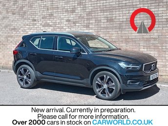 2019 VOLVO XC40