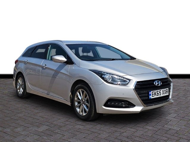 View our Hyundai I40 1.7 CRDi Blue Drive SE Nav Tourer 5dr Diesel Manual Euro 6 (s/s) (141 ps)