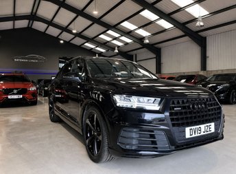 View our AUDI Q7