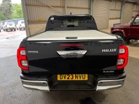 USED 2023 23 TOYOTA HI-LUX 2.8 D-4D Invincible Pickup Double Cab 4dr Diesel Manual 4WD Euro 6 (s/s) (204 ps) ONLY 24K MILES+CAMERA+AIR CON