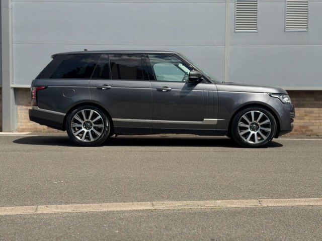 View our LAND ROVER RANGE ROVER