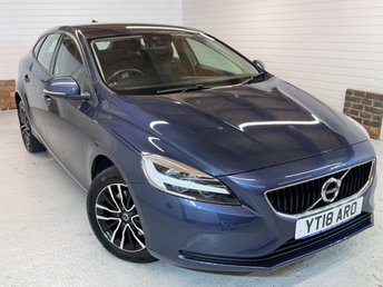 2018 VOLVO V40