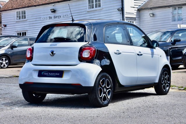 View our SMART FORFOUR