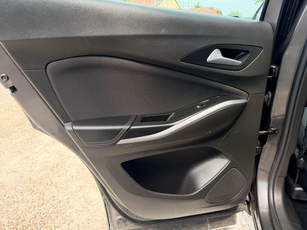 USED 2020 20 VAUXHALL GRANDLAND X 1.2 Turbo GPF SE SUV 5dr Petrol Manual Euro 6 (s/s) (130 ps) 4 Services|F/R Sensors|Apple CarPlay/Android Auto|Cruise|Lane Departure|
