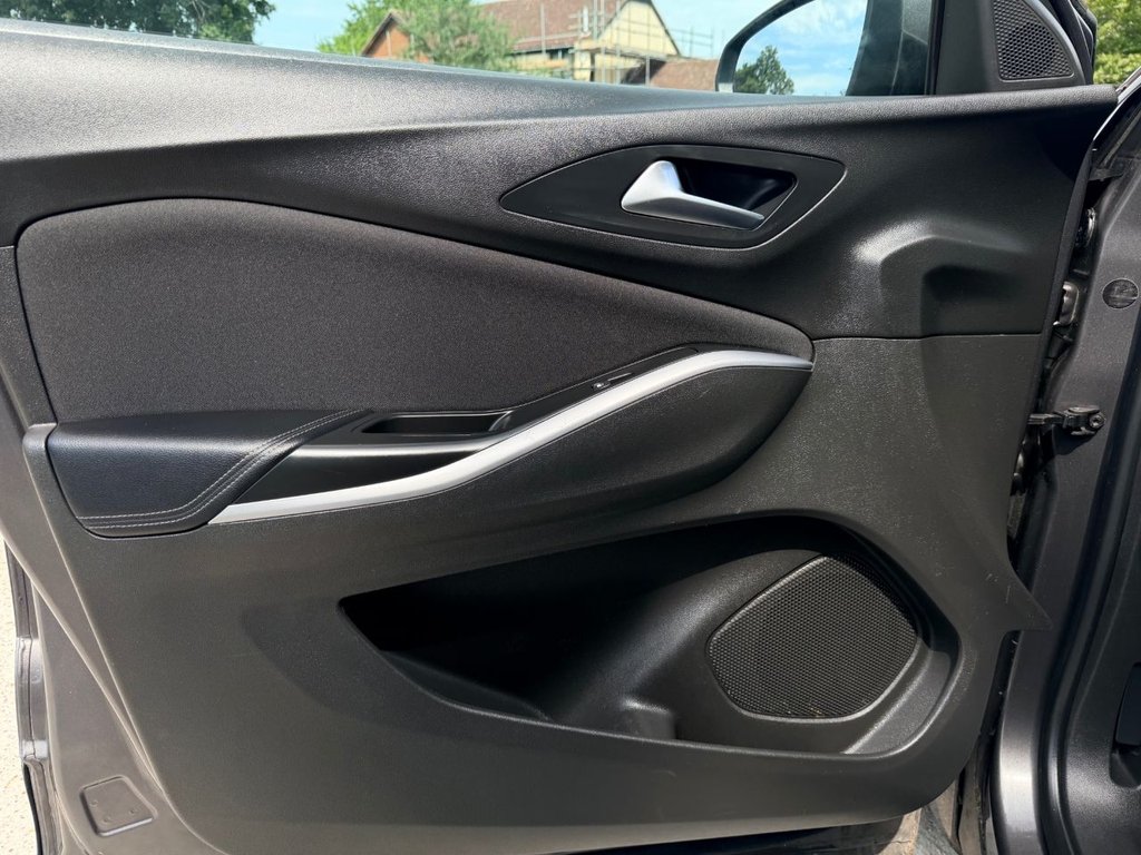 USED 2020 20 VAUXHALL GRANDLAND X 1.2 Turbo GPF SE SUV 5dr Petrol Manual Euro 6 (s/s) (130 ps) 4 Services|F/R Sensors|Apple CarPlay/Android Auto|Cruise|Lane Departure|