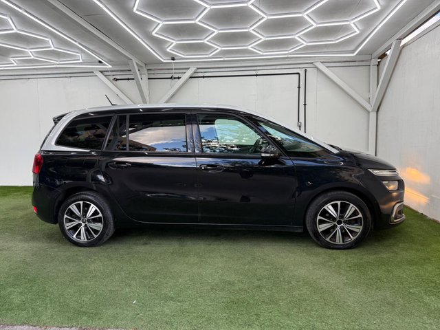 View our CITROEN GRAND C4 PICASSO