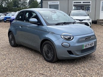 2021 FIAT 500E 42kWh Icon Hatchback 3dr Electric Auto (118 ps) £10700.00