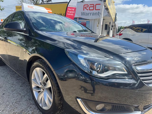 View our VAUXHALL INSIGNIA