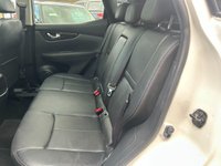 USED 2015 15 NISSAN QASHQAI 1.6 dCi Tekna SUV 5dr Diesel Manual 2WD Euro 5 (s/s) (130 ps) 103726 miles