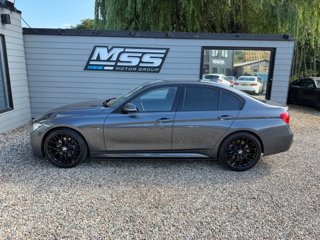 View our BMW 3 SERIES