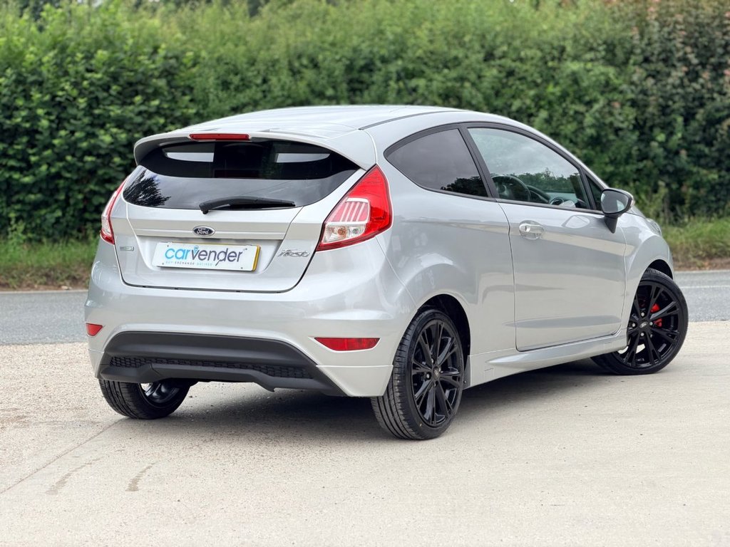USED 2015 65 FORD FIESTA 1.0T EcoBoost Zetec S Hatchback 3dr Petrol Manual Euro 6 (s/s) (140 ps) 