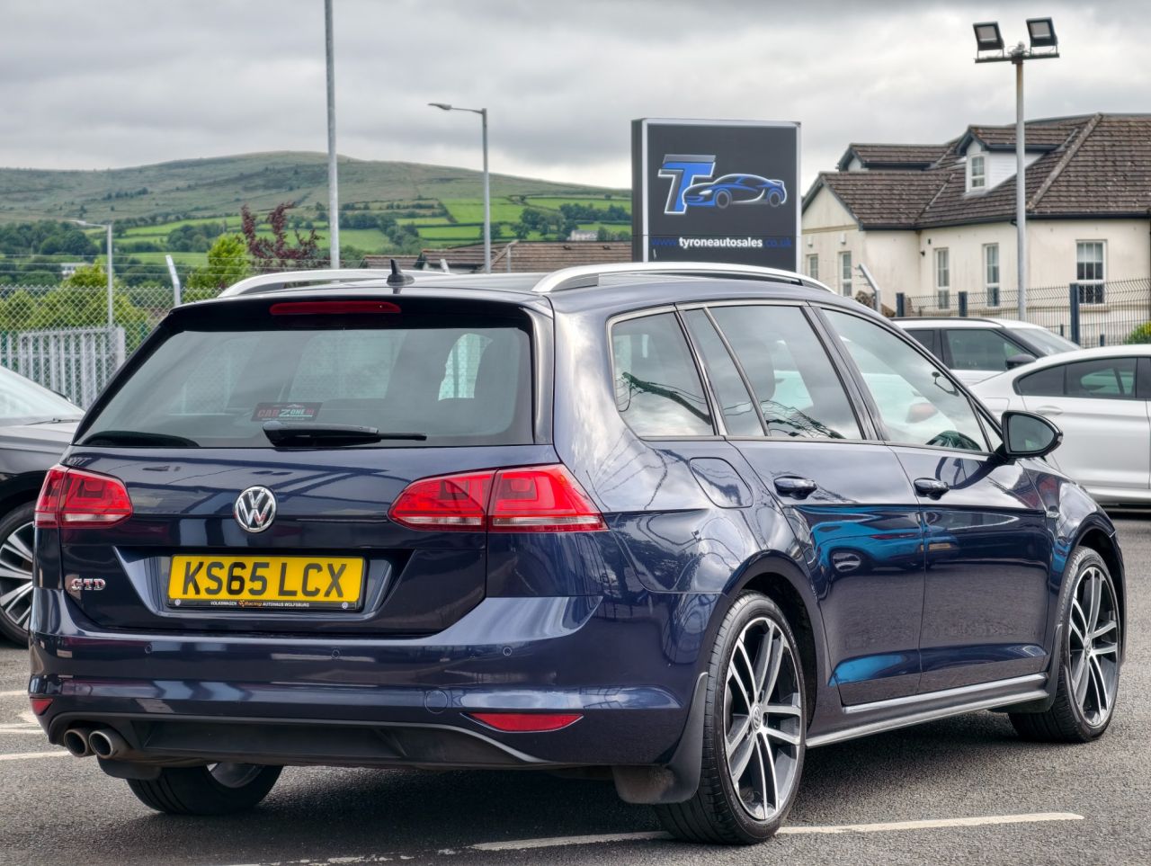 2016 VOLKSWAGEN GOLF 2.0 TDI BlueMotion Tech GTD (Nav) Estate 5dr Diesel DSG Euro 6 (s/s) (184 p - vehicle photo 13 for sale on PureCar
