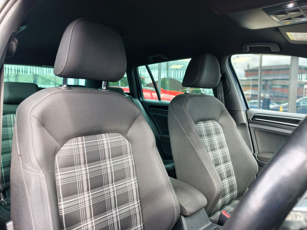 2016 VOLKSWAGEN GOLF 2.0 TDI BlueMotion Tech GTD (Nav) Estate 5dr Diesel DSG Euro 6 (s/s) (184 p - vehicle photo 20 for sale on PureCar
