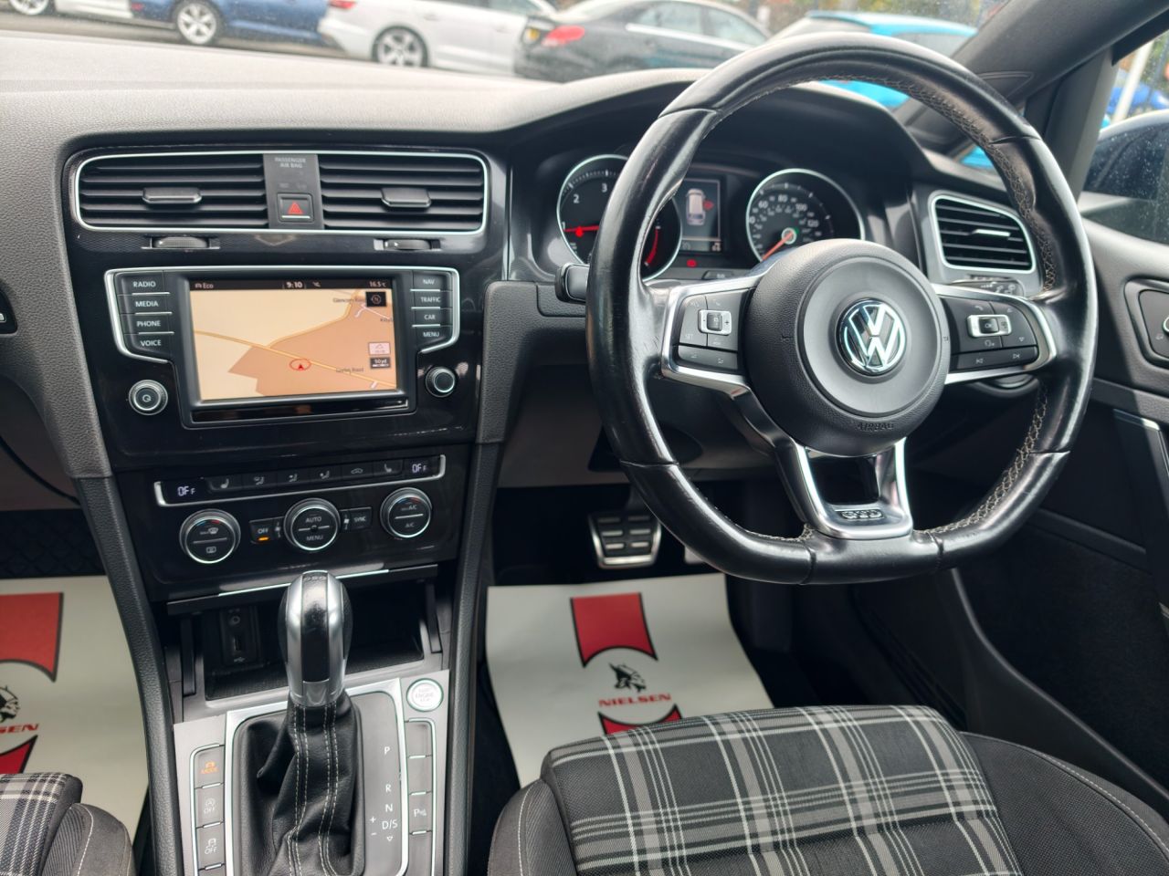 2016 VOLKSWAGEN GOLF 2.0 TDI BlueMotion Tech GTD (Nav) Estate 5dr Diesel DSG Euro 6 (s/s) (184 p - vehicle photo 25 for sale on PureCar