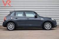 USED 2020 20 MINI HATCH 2.0 Cooper S Classic Hatchback 5dr Petrol Manual Euro 6 (s/s) (192 ps) Bluetooth + Cruise Control + Black Contrast Roof